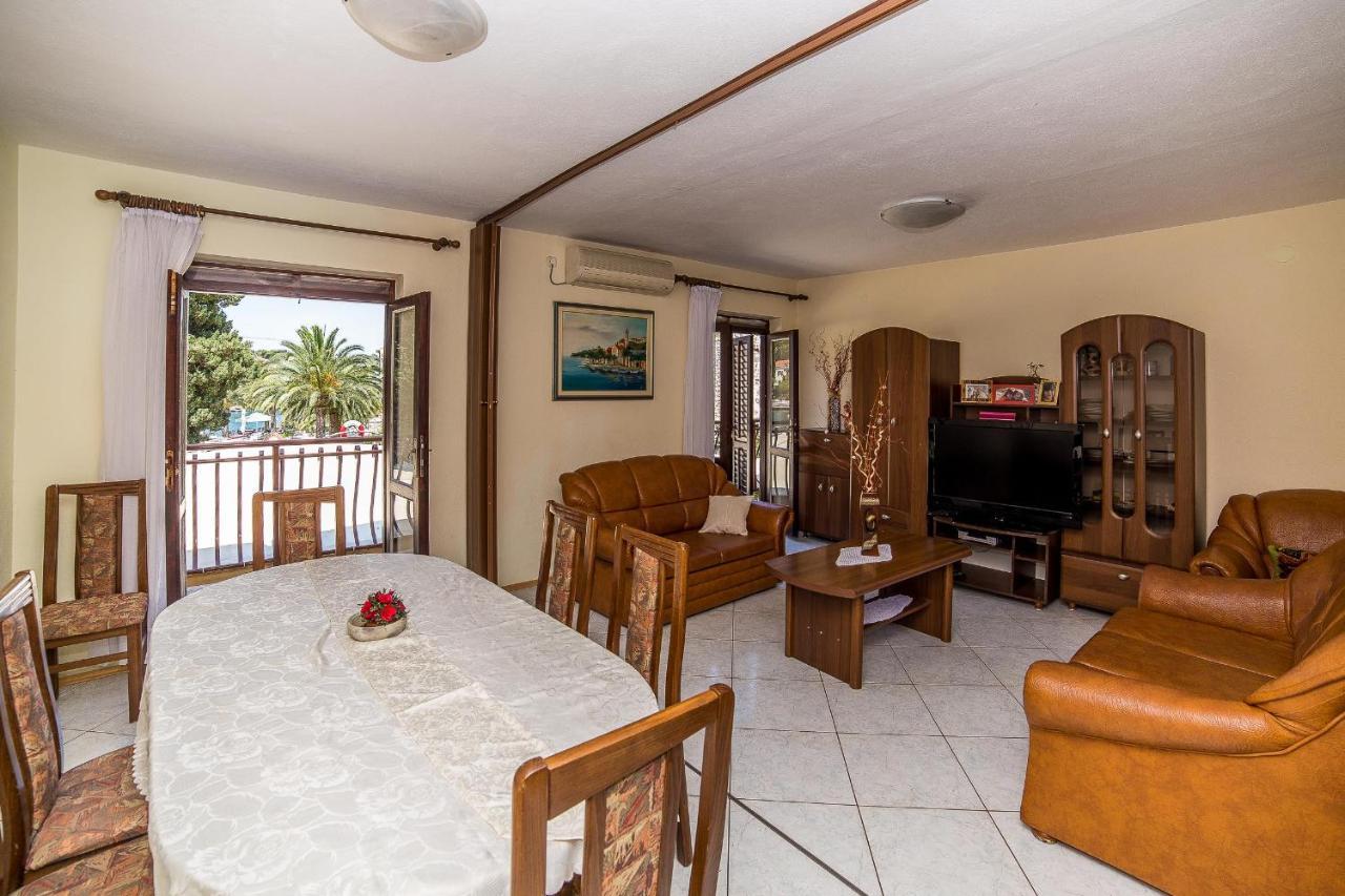 Apartments And Rooms Drpic Splitska Εξωτερικό φωτογραφία