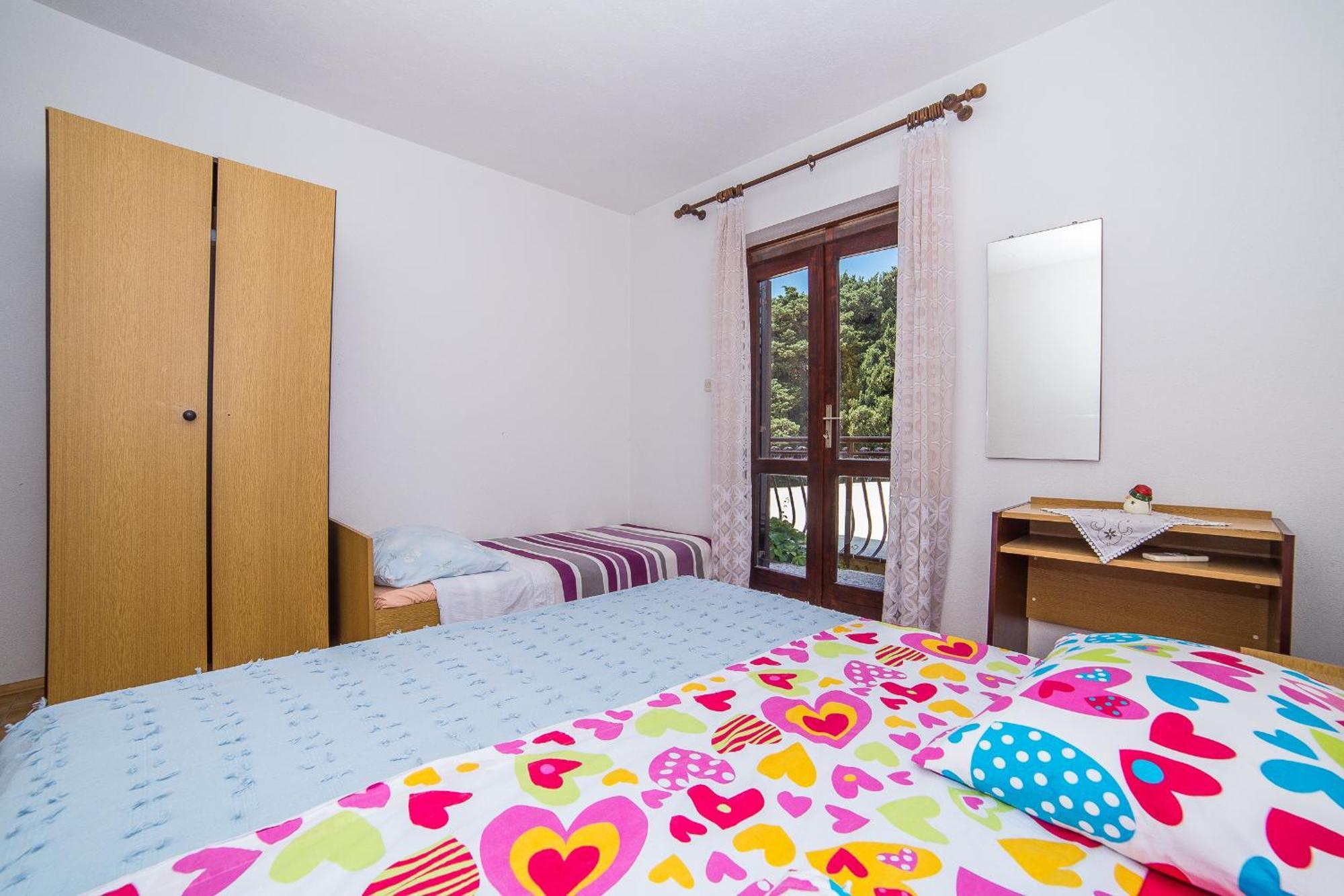 Apartments And Rooms Drpic Splitska Εξωτερικό φωτογραφία